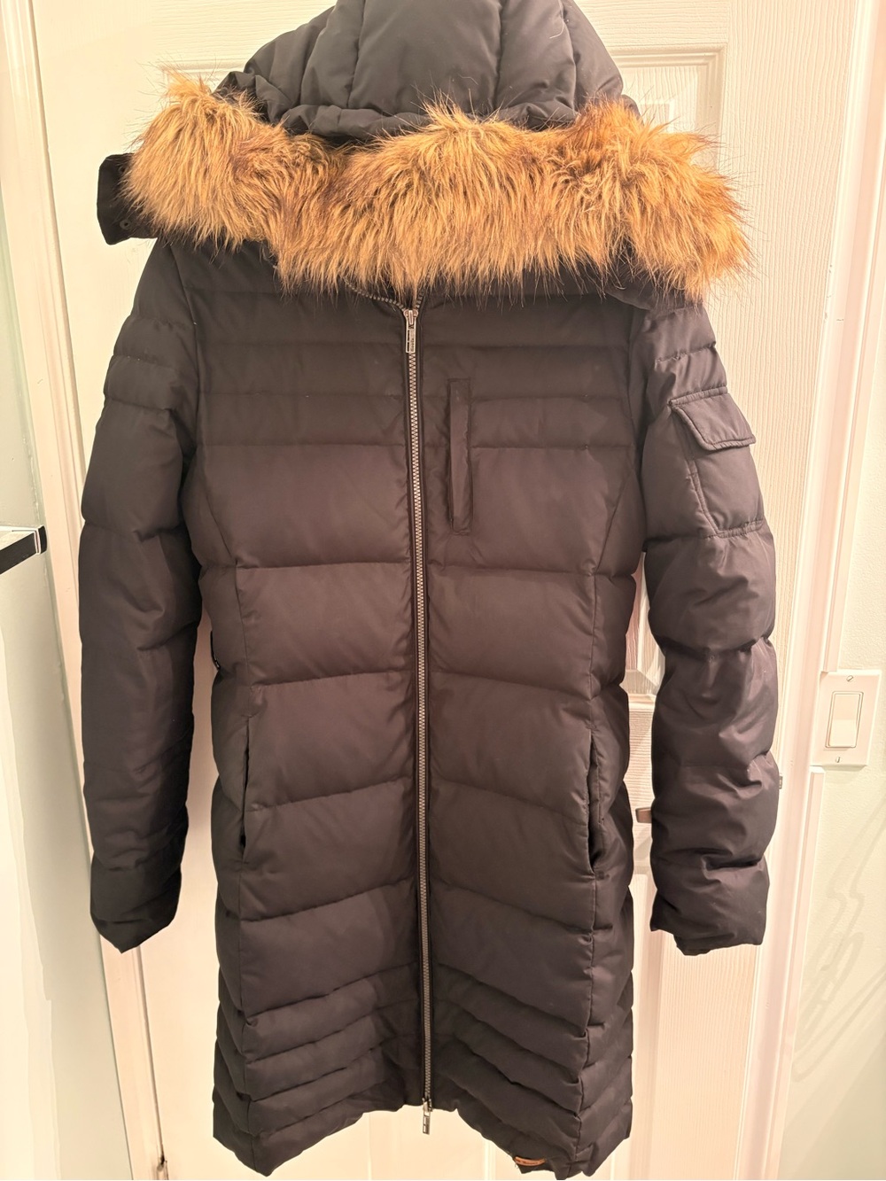 Roots Black Long Puffer Parka Fur Trim Hood Winter Coat